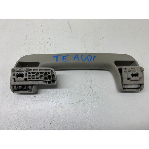 Alça De Teto Traseira Esquerda Audi Q7 2012 8p0857607 4013