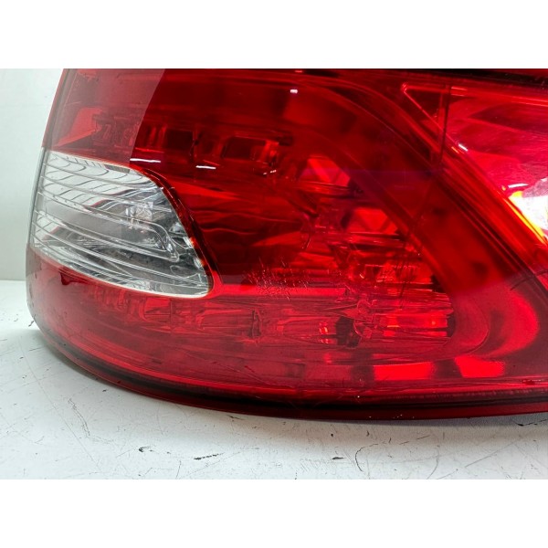 Lanterna Traseira Direita Kia Optima 2013 Com Detalhe