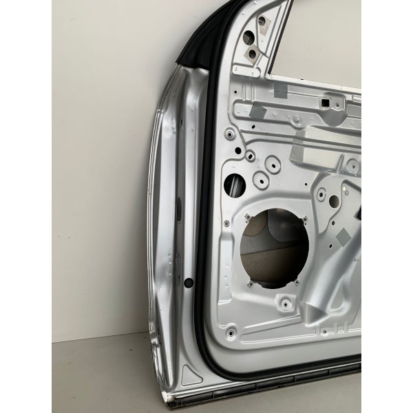 Porta Dianteira Direita Audi Q7 2012 - Sem Detalhes