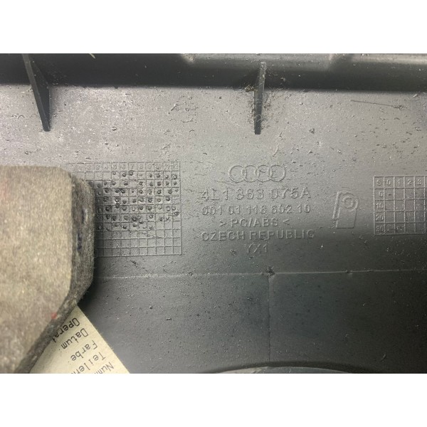 Moldura Inferior Do Painel Audi Q7 2012 4l1863075a 2845