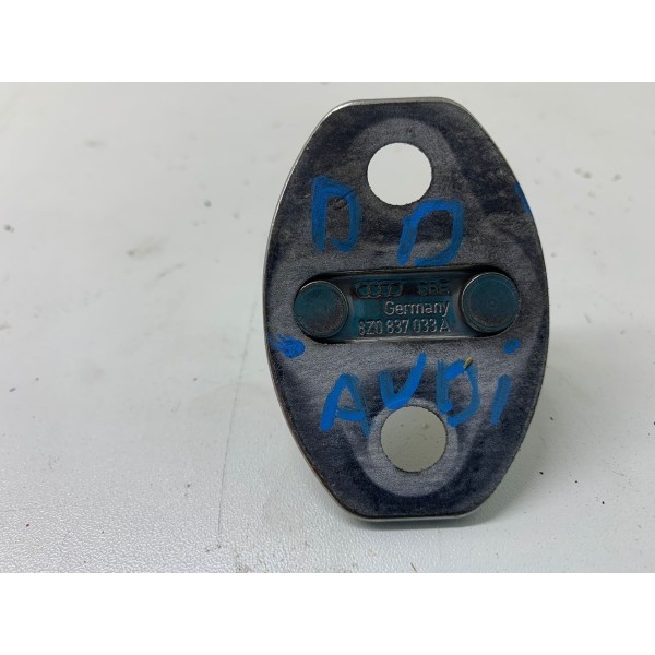 Batente De Porta Diant. Direito Audi Q7 2012 8z0837033a 2810