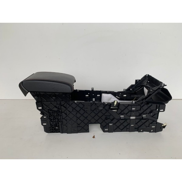 Console Central / Apoio De Braço Evoque 2013 Bj32045c22