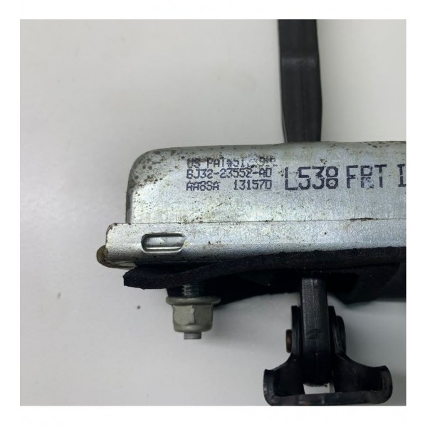 Limitador De Porta Traseira Esquerda Evoque 2013 2230