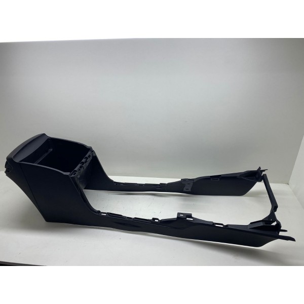 Moldura Console Central - Toyota Hilux 2020