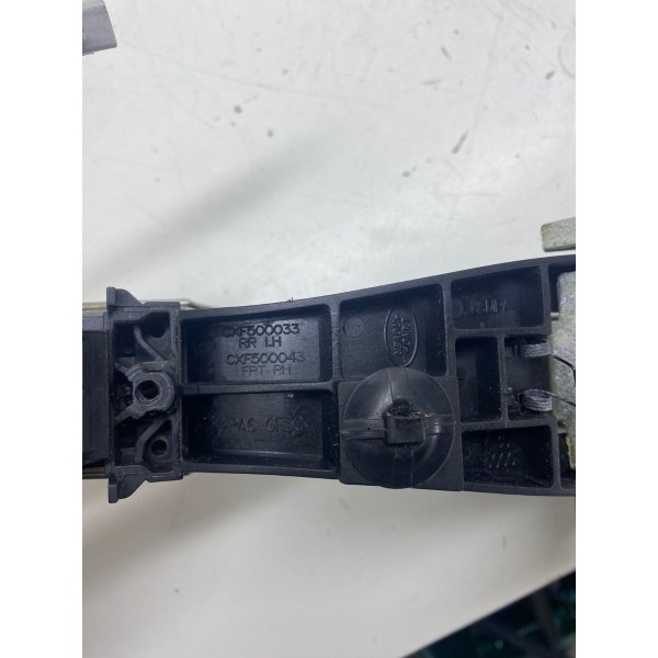 Maçaneta Traseira Esquerda Land Rover Discovery 4 2013 1985