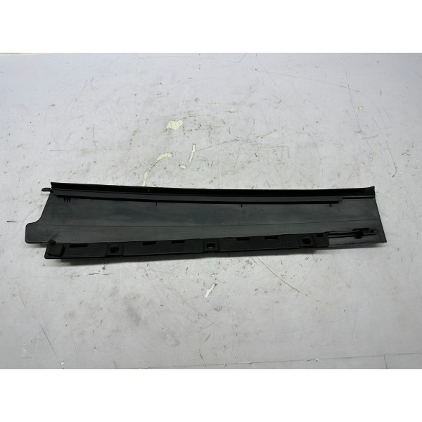 Moldura Externa Coluna Traseira Direita Audi Q3 2014 5046