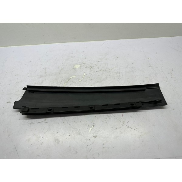 Moldura Externa Coluna Traseira Direita Audi Q3 2014 5046