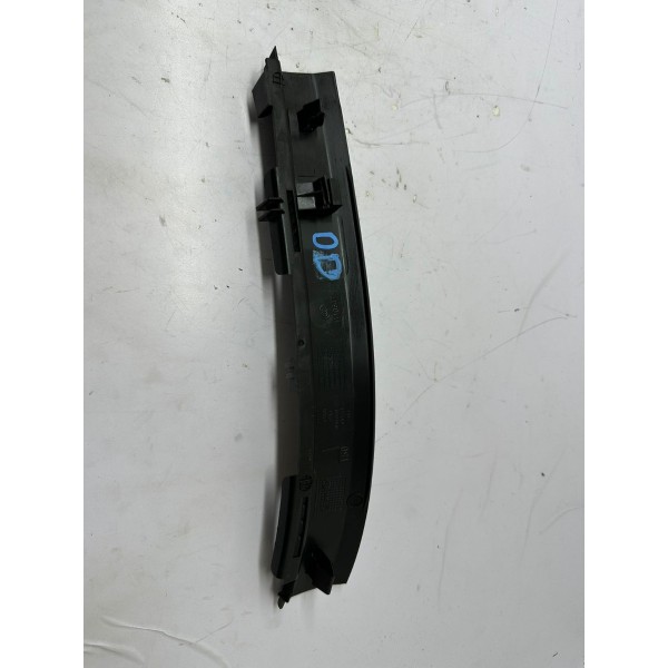 Acabamento Dianteiro Lado Direito Audi Q3 2014 8u0868204