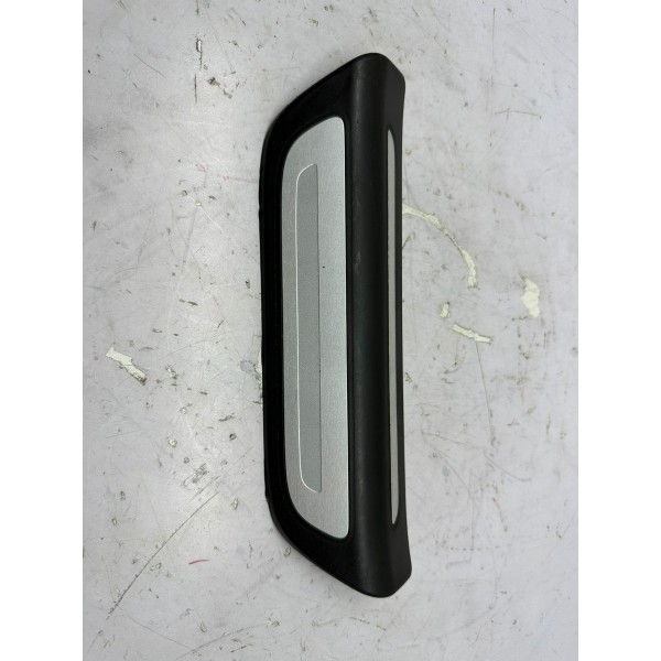 Soleira Porta Traseira Direita Audi Q3 2014 5022