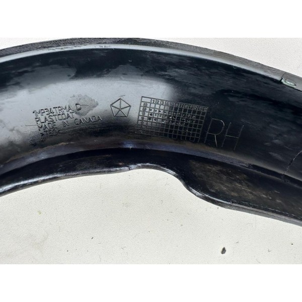Moldura Alargador Paralama Traseiro Direita Cherokee 2012