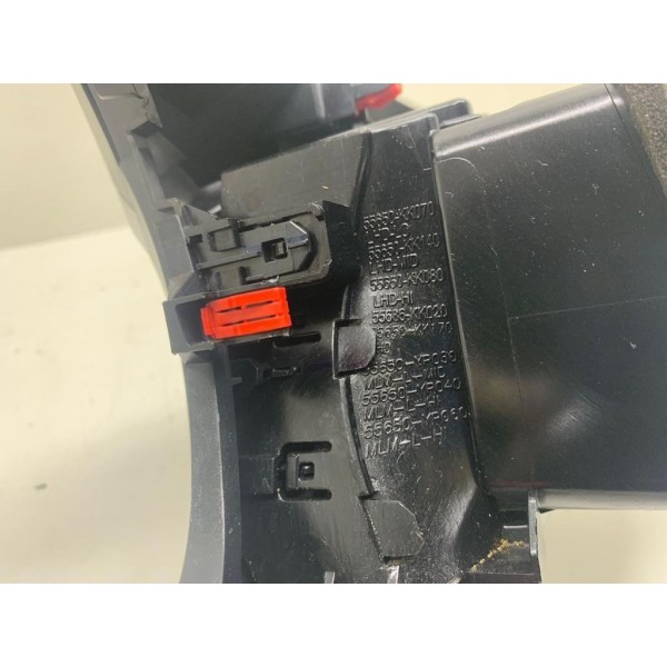 Difusor Ar ( Esquerdo ) - Toyota Hilux Srv 2020 55650kk070