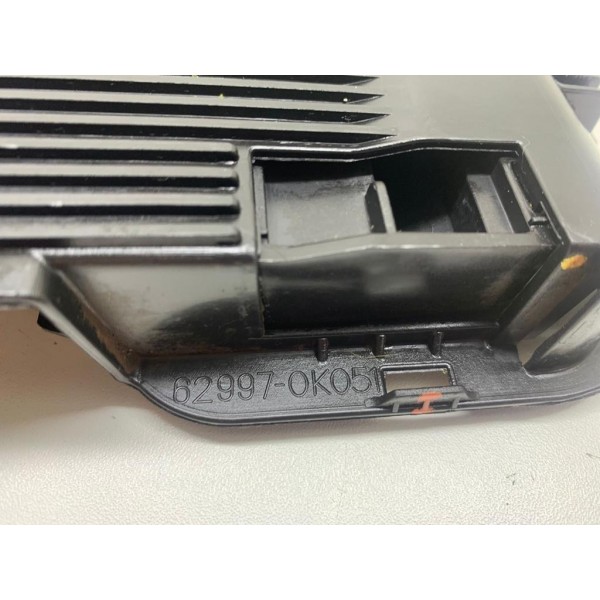 Difusor A/c  ( Traseiro Direito ) - Toyota Hilux Srv 2020