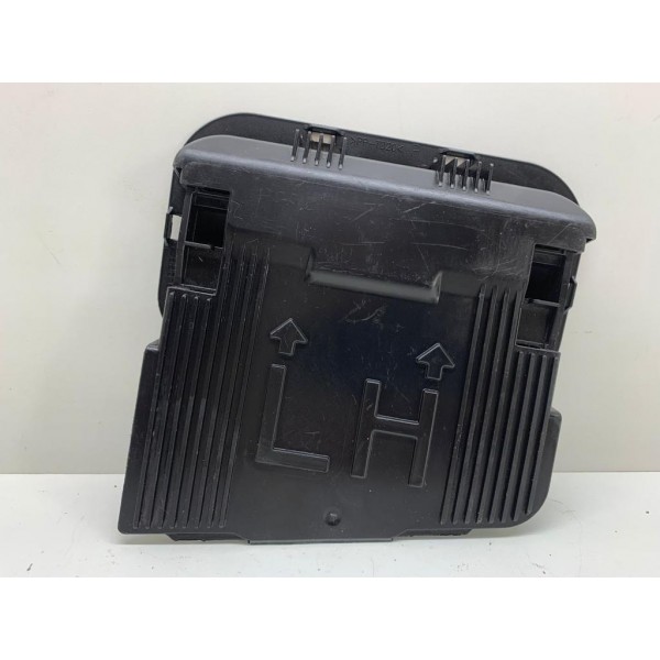 Difusor A/c ( Traseiro Esquerdo ) - Toyota Hilux Srv 2020