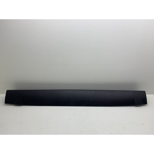 Acabamento Central Sup Porta Malas Discovery 4 2013 Erq00091