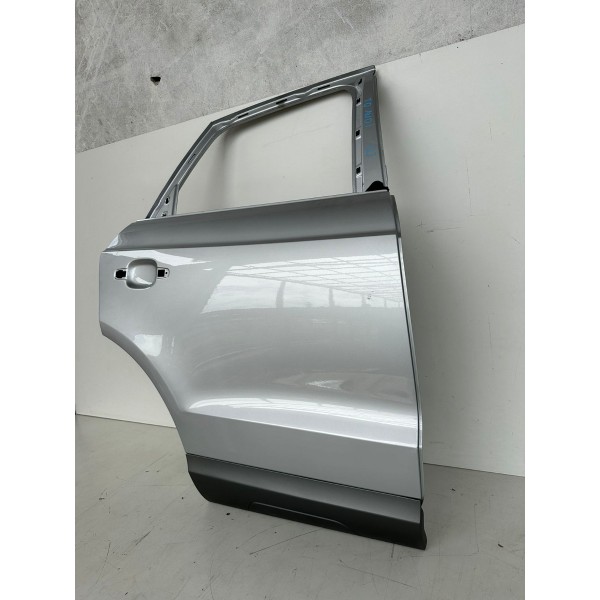 Porta Traseira Direita Audi Q3 2014 8u0833312c Sem Detalhes