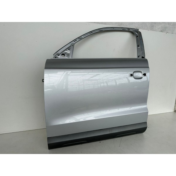 Porta Dianteira Esquerda Audi Q3 2014 8u0831311c Sem Detalhe