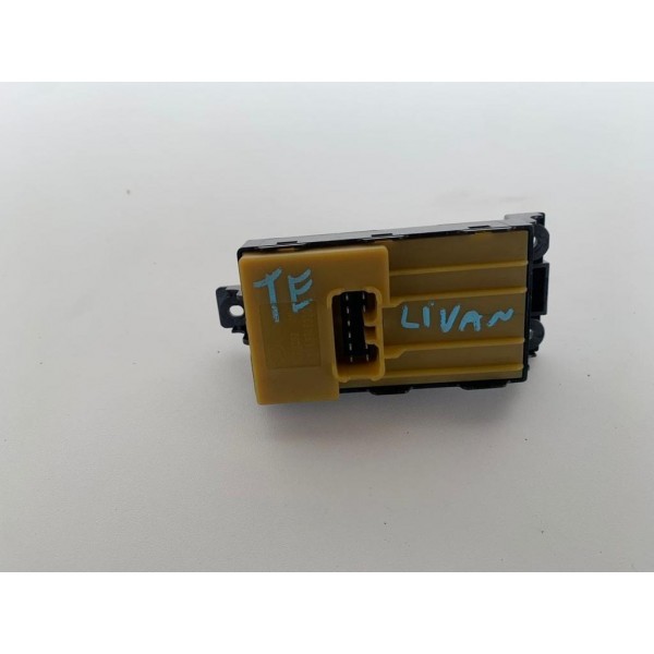 Botão Vidro Eletrico Tras Esq Lifan X80 2019 Yaa3746320 105