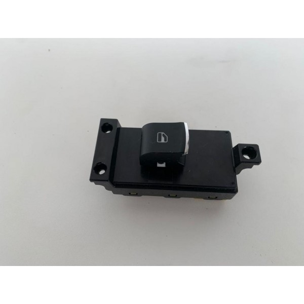 Botão Vidro Eletrico Tras Esq Lifan X80 2019 Yaa3746320 105