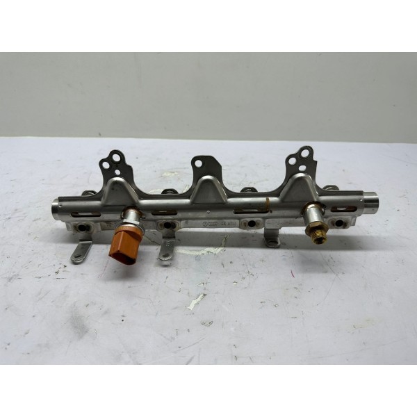Flauta Dos Bicos Injetores Audi Q3 2014 06j133317 4712