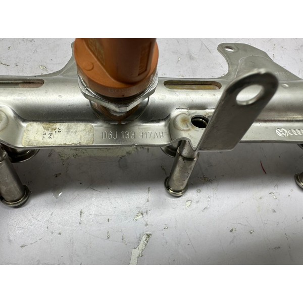 Flauta Dos Bicos Injetores Audi Q3 2014 06j133317 4712