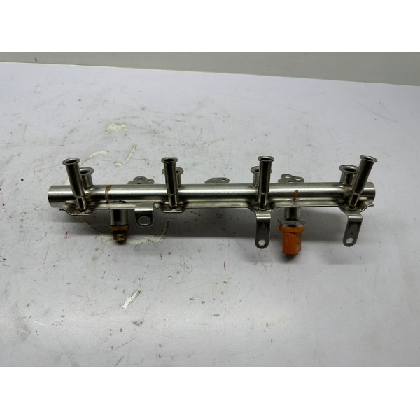 Flauta Dos Bicos Injetores Audi Q3 2014 06j133317 4712