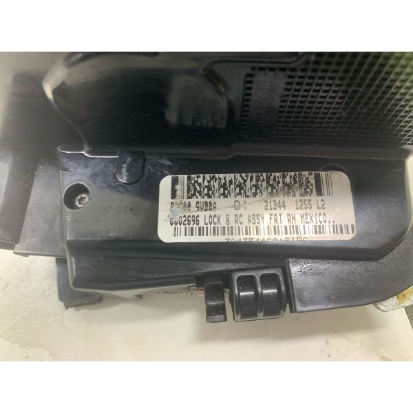 Fechadura Porta Dian/direita Nissan Kicks Exclusive 2022
