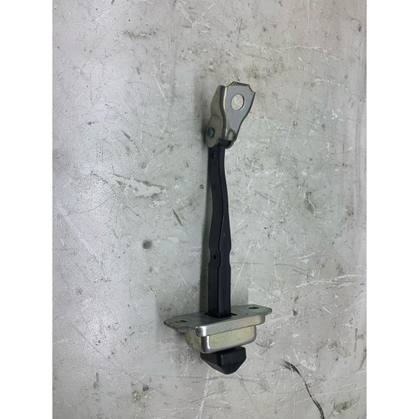 Limitador Porta Dian/esquerda Nissan Kicks Exclusive 2022