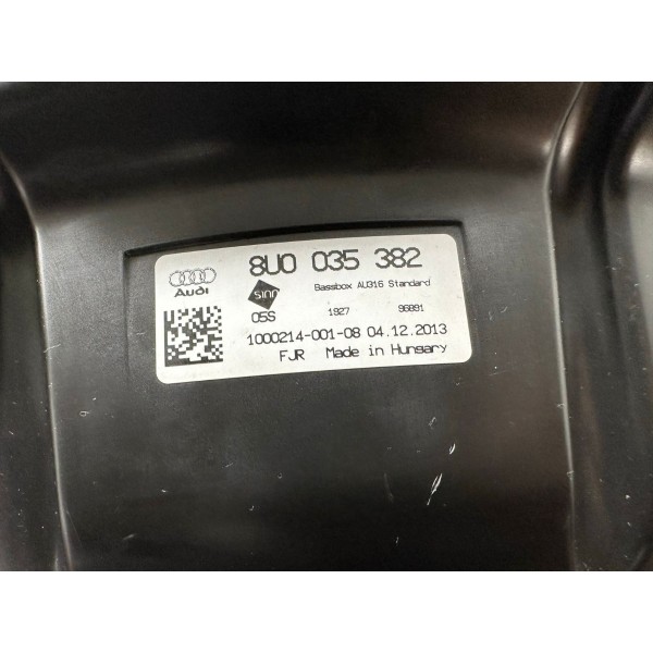 Subwoofer Porta Malas Audi Q3 2014 8u0035382