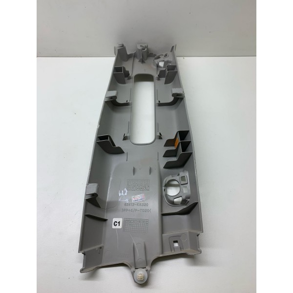 Acabamento Coluna Cinto Dian/esquerdo Toyota Hilux Srx 2022