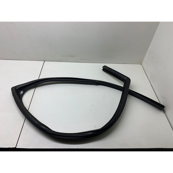 Borracha Vidro Tras/direito Ford Ka 2020