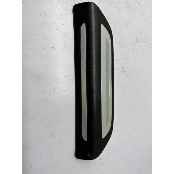 Soleira Porta Traseira Esquerda Audi Q3 2014 5024