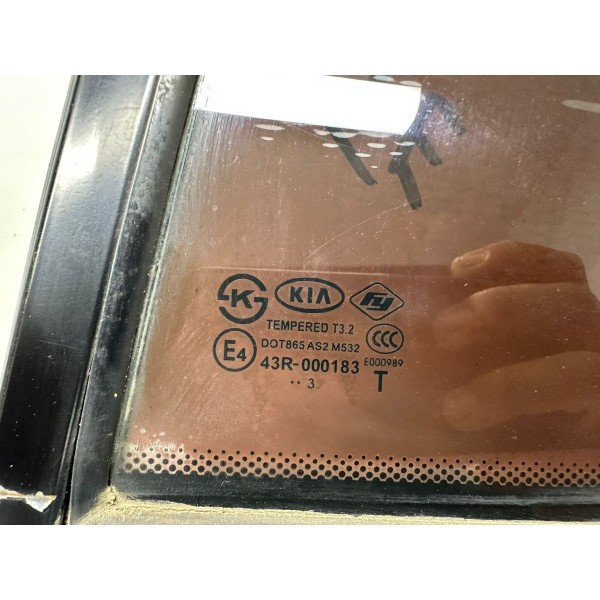 Vidro Fixo Traseiro Esquerdo Kia Cerato 2014