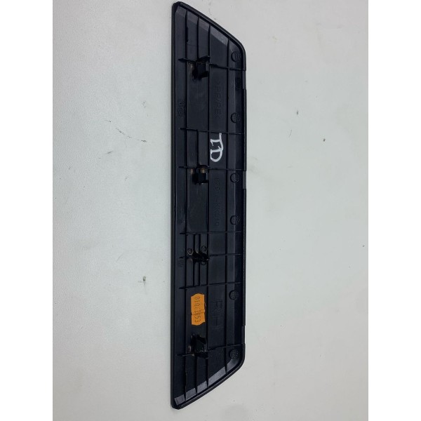 Soleira Externa Tras/direita Toyota Hilux Srx 2022