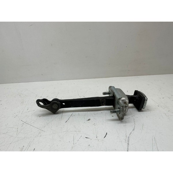 Limitador De Porta Traseira Direita Kia Optima 2013 3118