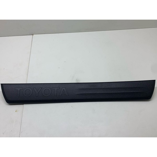 Soleira Externa Dian/direita Toyota Hilux Srx 2022
