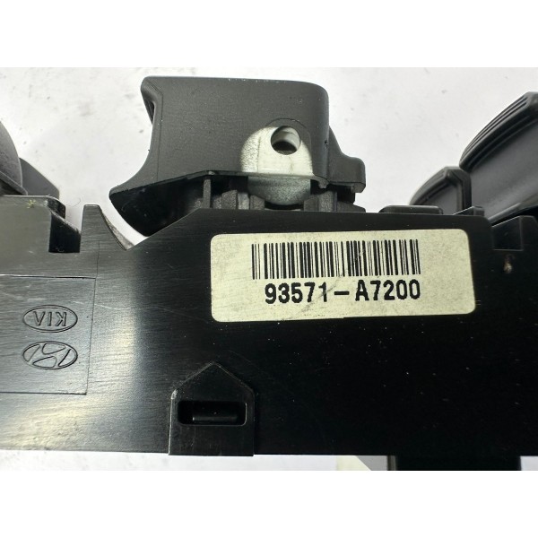 Botão Comando Vidro Dian/esq Kia Cerato 2014 93571a7200 4891