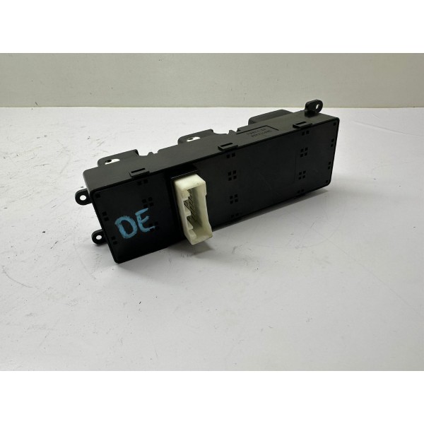 Botão Comando Vidro Dian/esq Kia Cerato 2014 93571a7200 4891