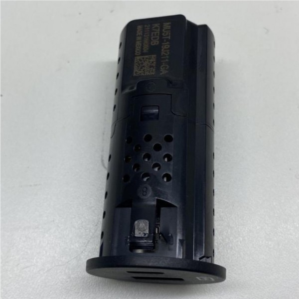 Tomada Auxiliar/ Usb - Ford Bronco Sport 2024
