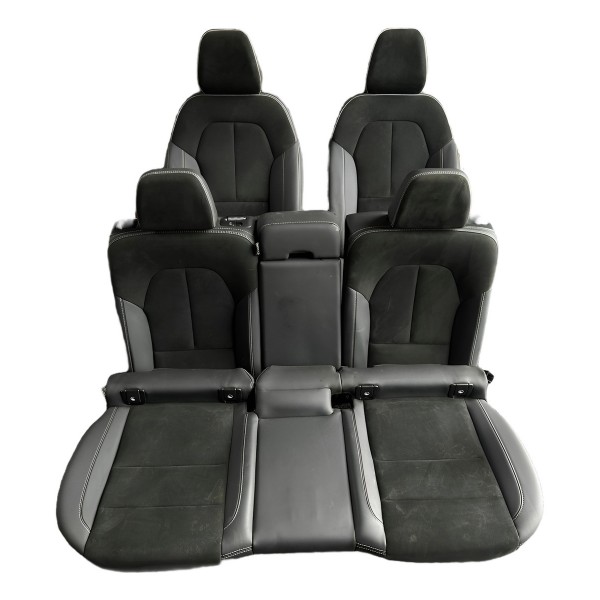 Jogo De Bancos ( Completo ) - Volvo Xc40 Recharge 2022