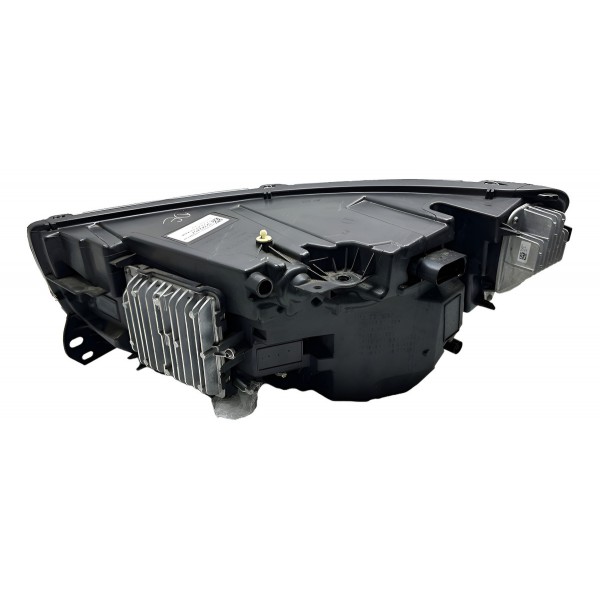 Farol ( Diant. Direito ) - Volvo Xc40 Recharge ( 32342456 )