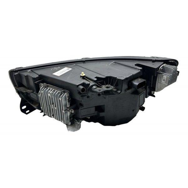 Farol ( Diant. Direito ) - Volvo Xc40 Recharge ( 32342456 )