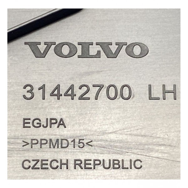 Acabamento Tampa Tabelier - Volvo Xc40 2022 ( 31442700 )