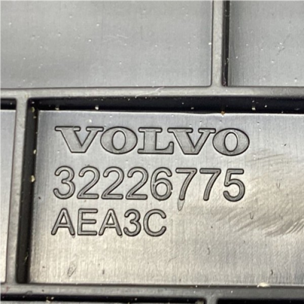 Tapete Central - Volvo Xc40 Recharge 2022 ( 32226775 )