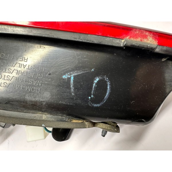 Lanterna Tampa Traseira Direita Kia Cerato 2014 4818